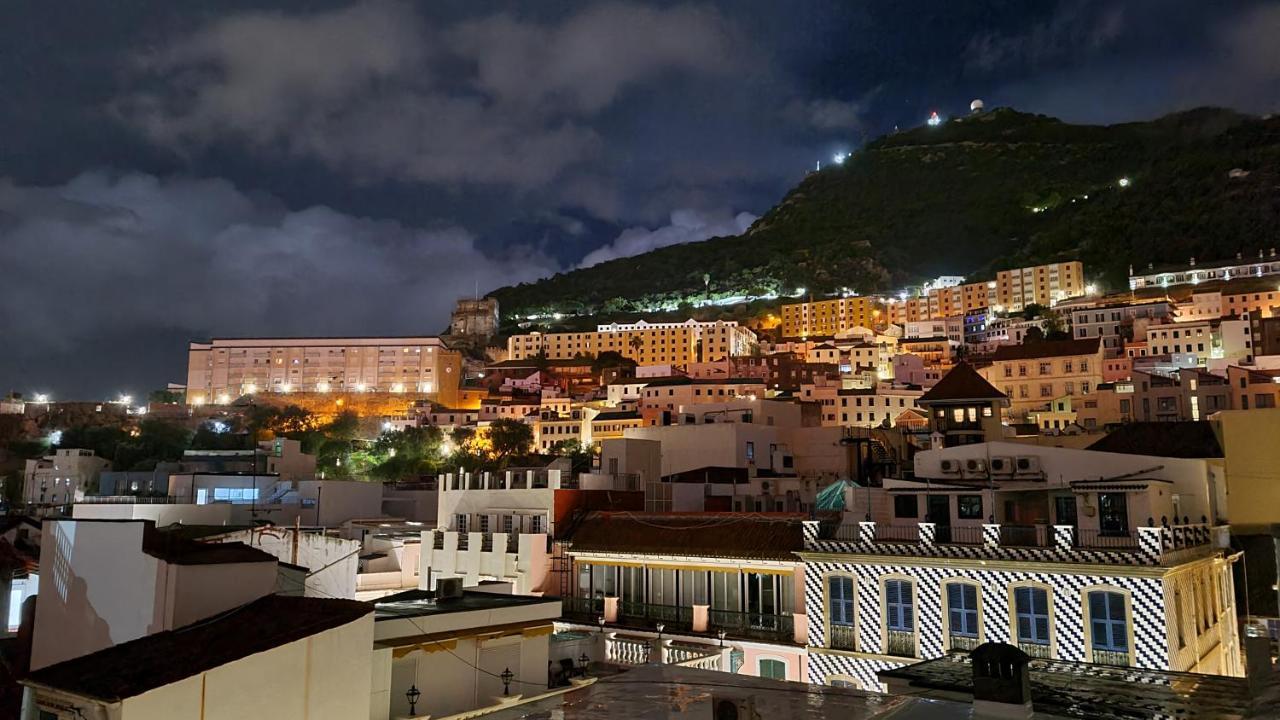 Gibraltar Town Centre Flat With Roof Terrace Lejlighed Eksteriør billede